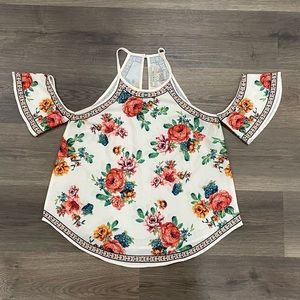 Flying tomato cold shoulder blouse